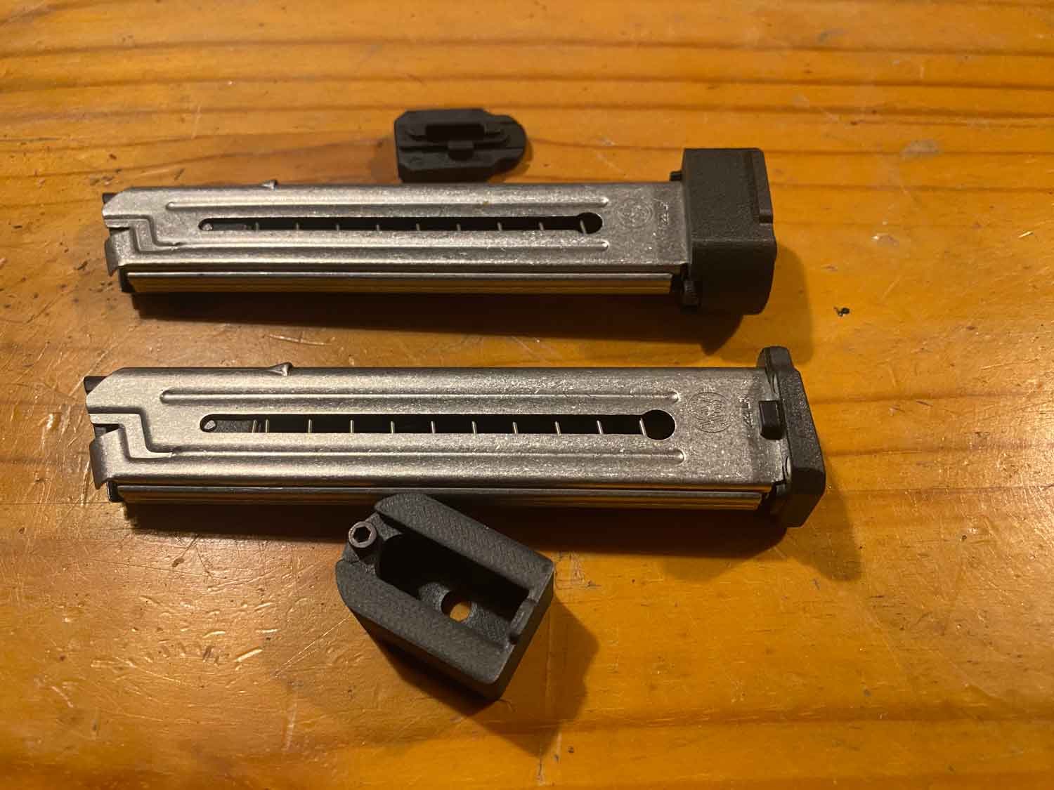 SW22Mags.jpg