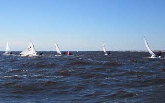 Sunfish at windward mark