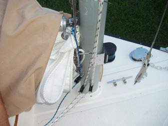 Downhaul with sail fully lowered