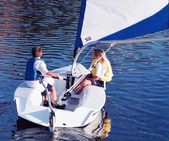 The Catalina Expo is perfect for children, as well as for beginning sailors