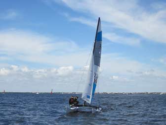 Hobie 16 sailing