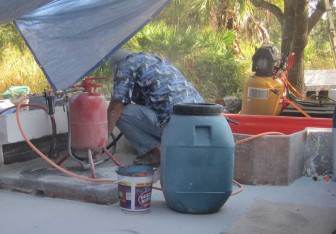 Sandblasting Pec Transom